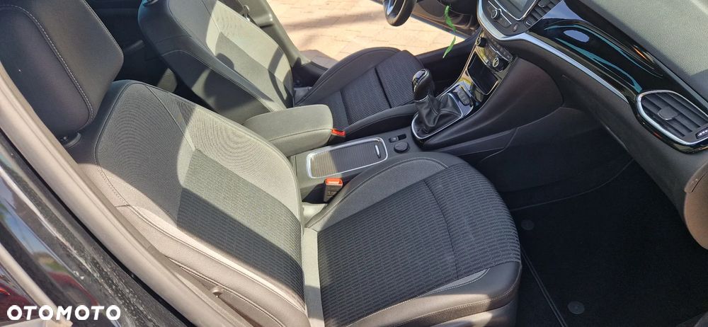 Opel Astra VI 1.2 T Business Edition S&S - 20