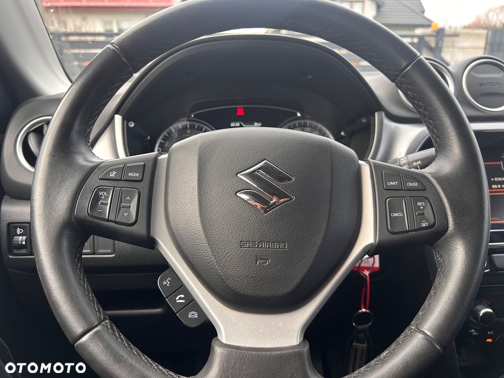 Suzuki Vitara 1.0 Boosterjet Comfort - 23