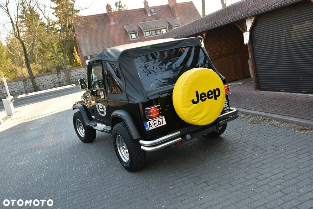 Jeep Wrangler - 18