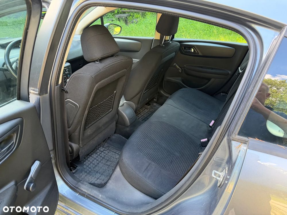 Citroën C4 1.6 HDi Equilibre - 8