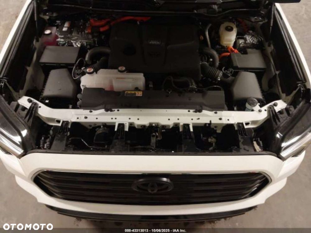 Toyota Sequoia - 9
