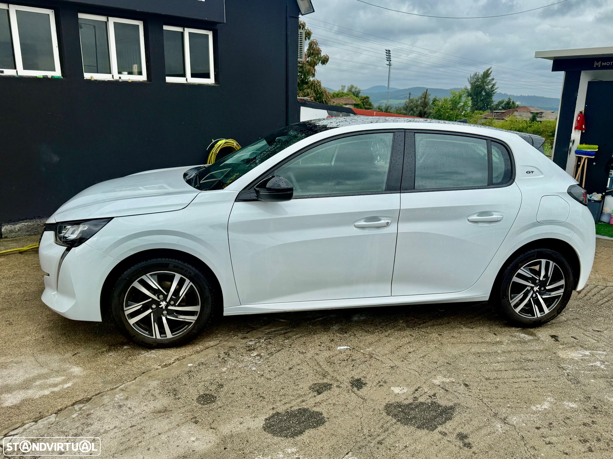 Peugeot 208 1.2 PureTech GT - 22