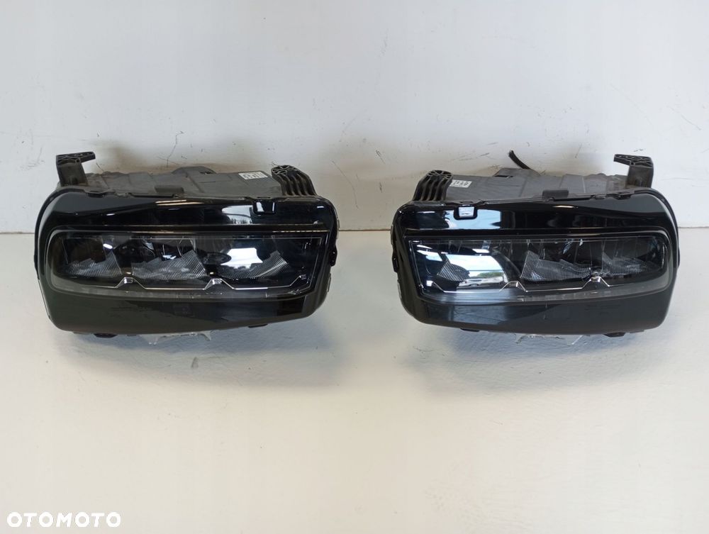 Lampa PRAWA LEWA FULL LED CITROEN C3 AIRCROSS YQ00721080 YQ00720980 25R