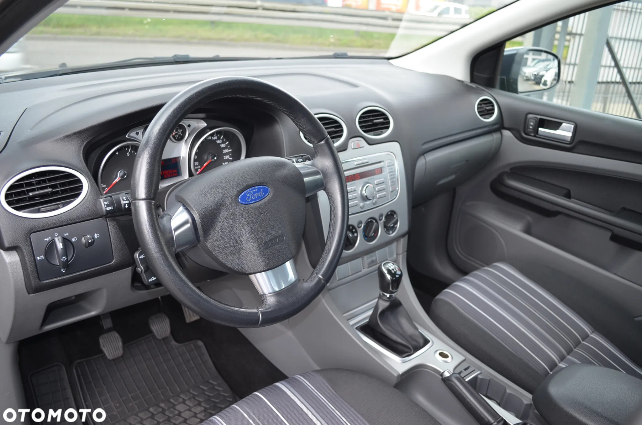 Ford Focus - 7