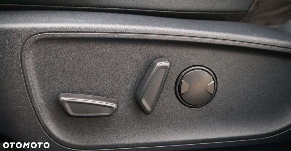 Ford Kuga - 17