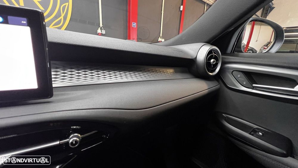 Alfa Romeo Tonale 1.5 Hybrid Sprint — fotografia 41