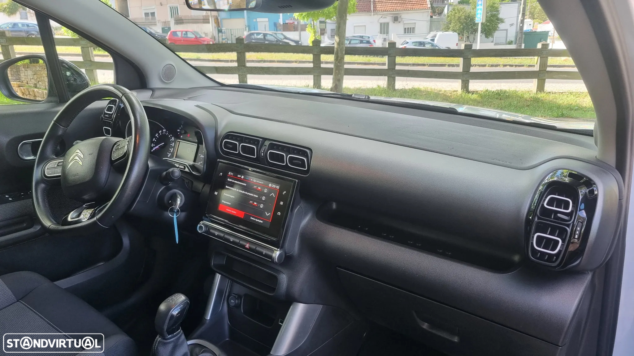 Citroën C3 Aircross 1.2 PureTech Shine - 21