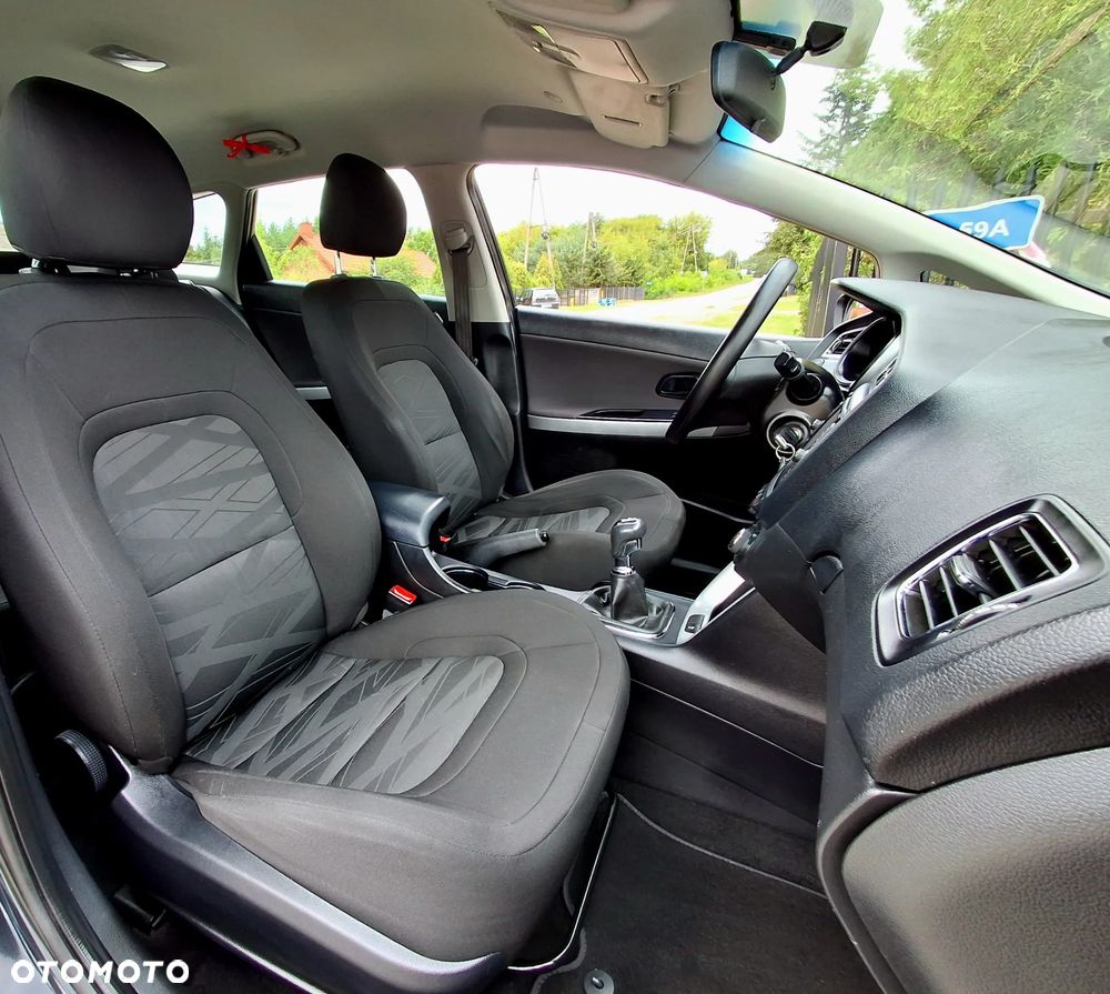 Kia Ceed 1.4 CRDi 90 Spirit - 15