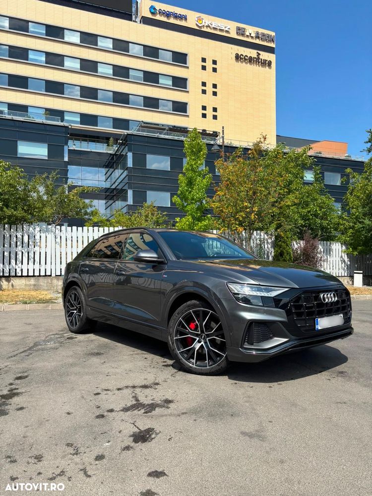 Audi Q8 2020 photo 2