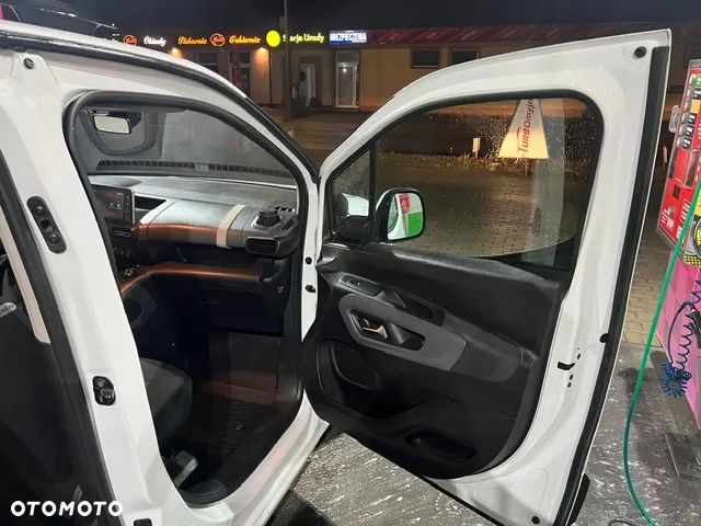 Citroën Berlingo M 1.2 PureTech Feel S&S - 11