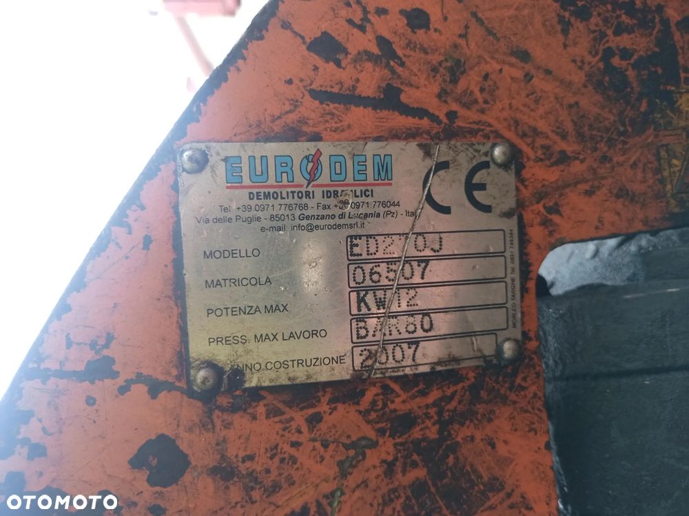 Młot hydrauliczny JCB - 5