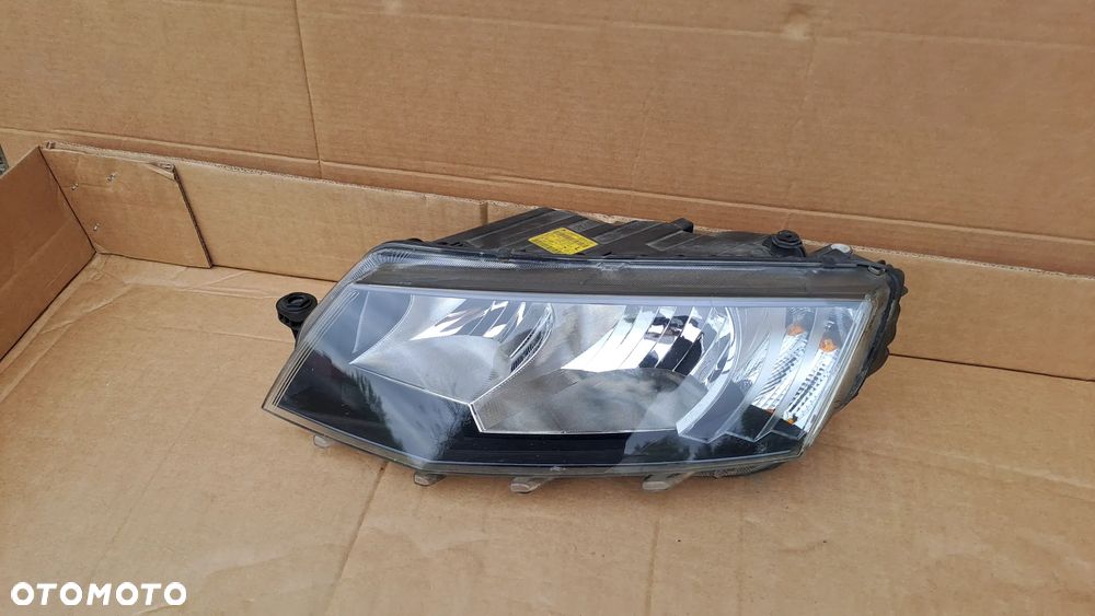 SKODA OCTAVIA III LEWA LAMPA LEWY PRZÓD EUROPA 5E1941015 CAŁA - 2
