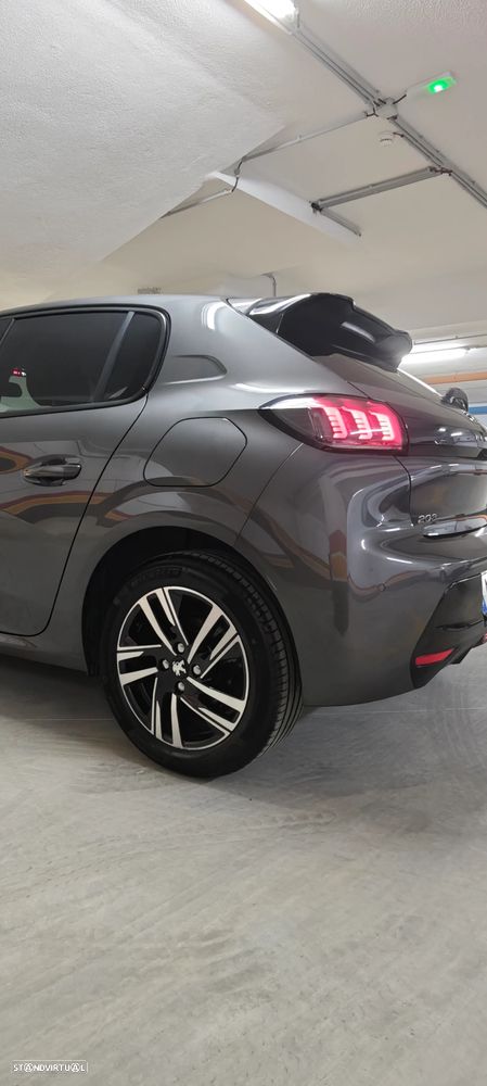 Peugeot 208 1.2 PureTech Allure Pack EAT8 - 11