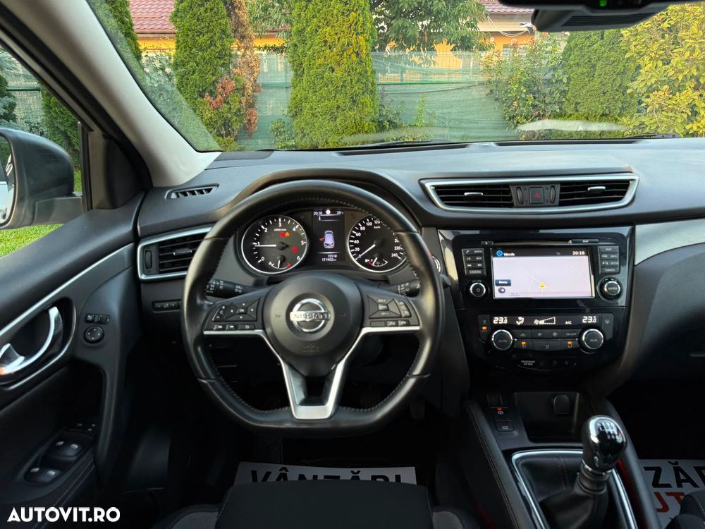 Nissan Qashqai 1.5 DCI Start/Stop N-Connecta - 12