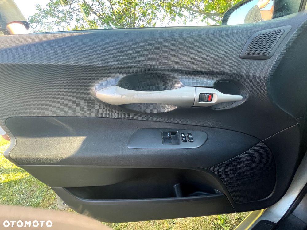 Toyota Auris 1.4 D-4D Luna - 5