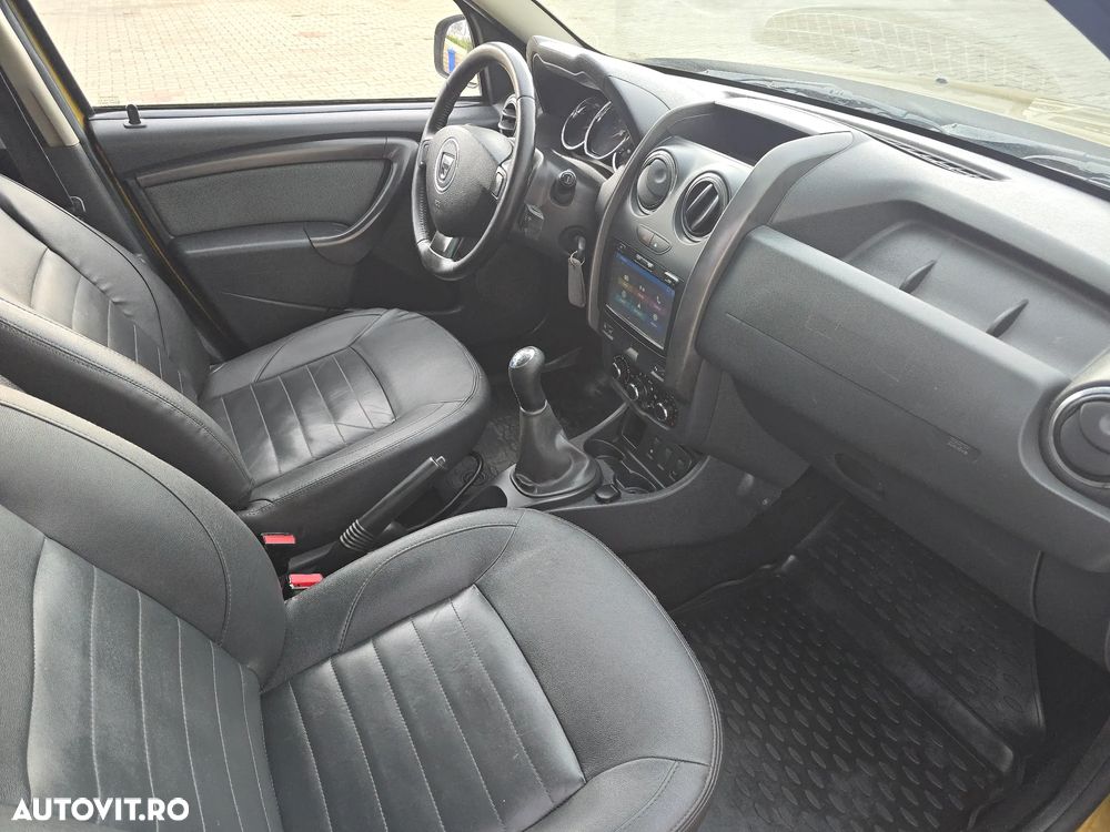 Dacia Duster SCe 115 4x2 Prestige - 8