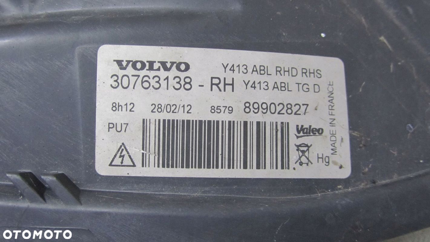 VOLVO XC60 LAMPA PRAWA PRŻÓD XENON 08-13 - 1