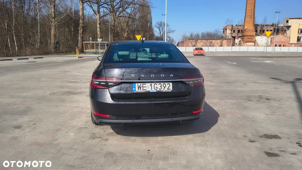 Skoda Superb 2.0 TDI SCR 4x4 Scout DSG - 5