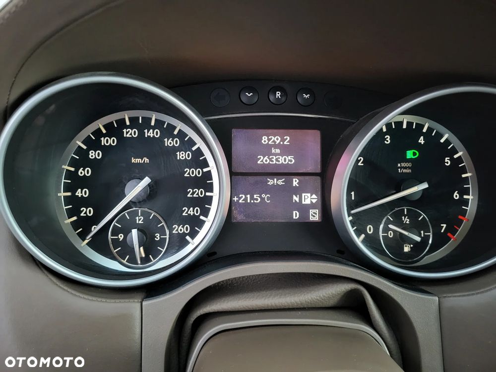 Mercedes-Benz GL 500 - 25