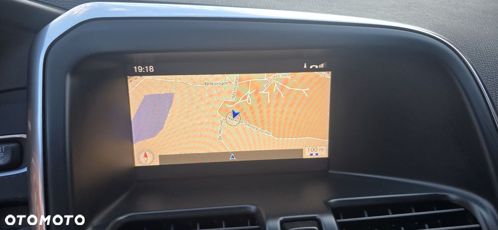 Volvo XC 60 D4 RDesign - 27