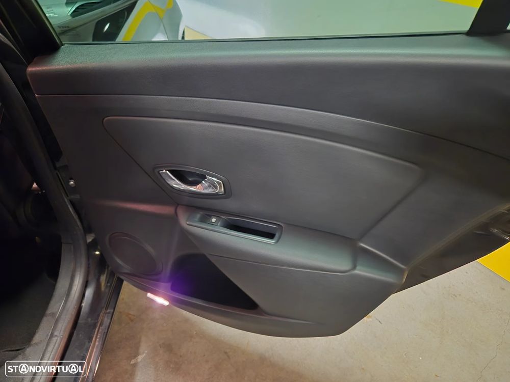 Renault Mégane Sport Tourer 1.5 dCi GT Line - 36