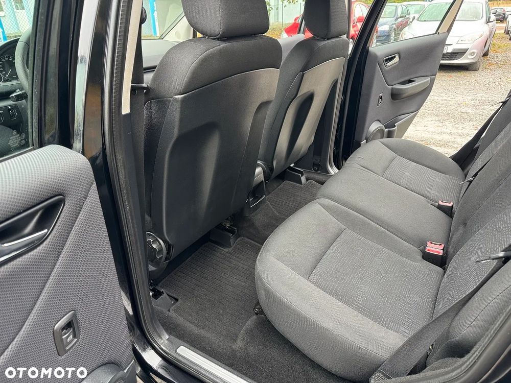 Mercedes-Benz Klasa A 160 BlueEFFICIENCY - 20