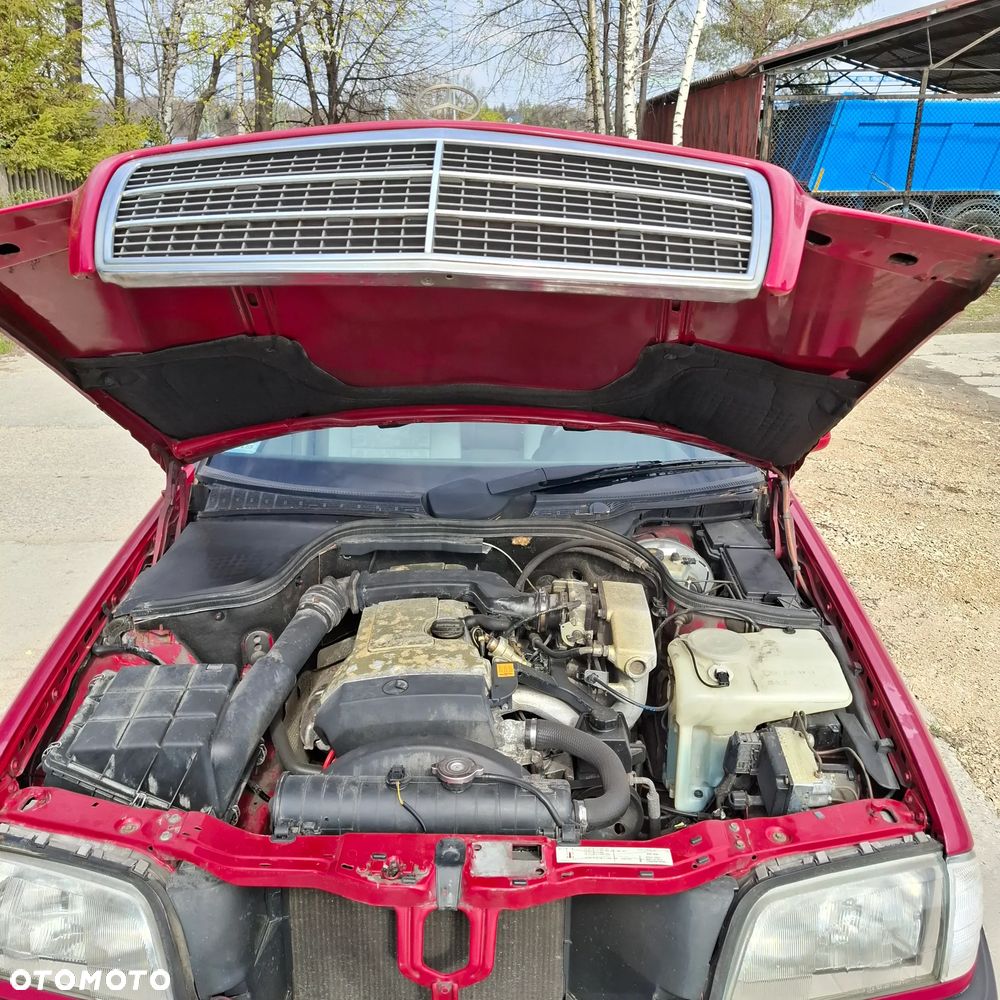 Mercedes-Benz Klasa C 180 T Classic - 12