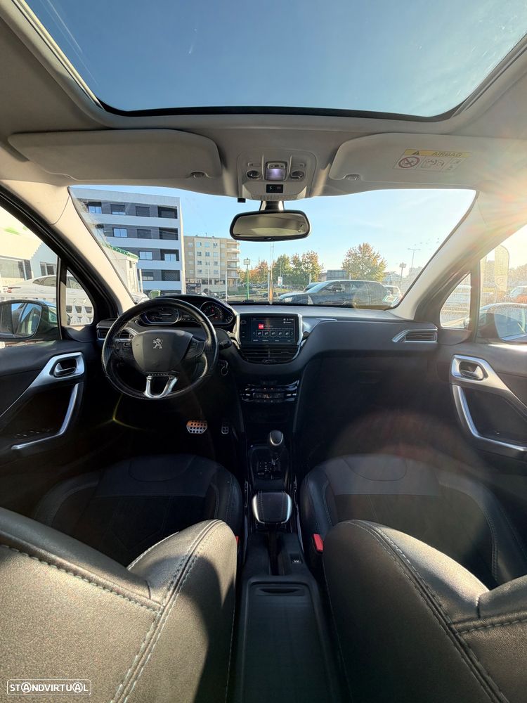 Peugeot 2008 - 11