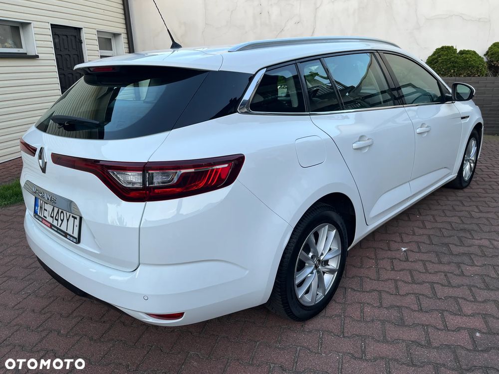 Renault Megane 1.5 Blue dCi Intens - 9