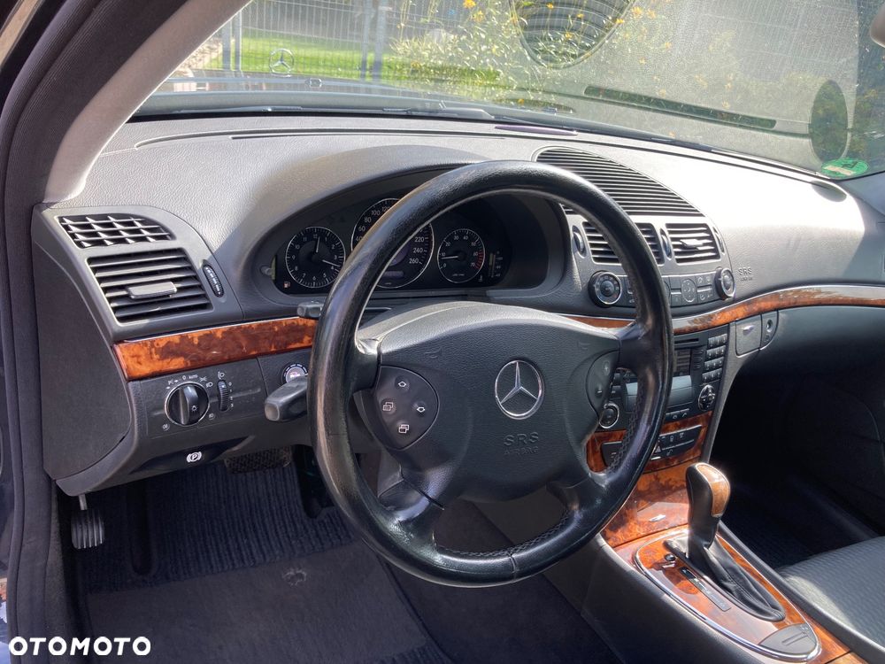 Mercedes-Benz Klasa E - 11