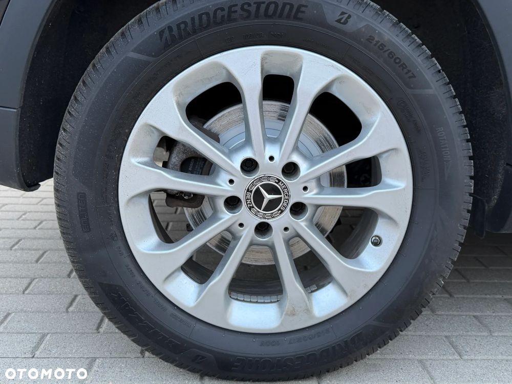 Mercedes-Benz GLA 180 (CDI) d Urban - 29
