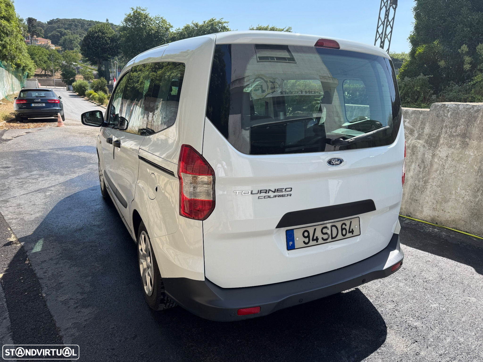 Ford Tourneo Courier 1.5 TDCi Ambiente - 5