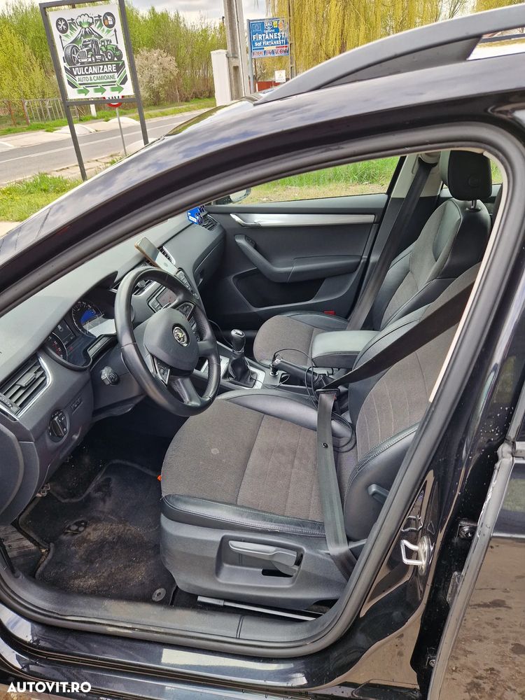 Skoda Octavia 2.0 TDI ELEGANCE - 2