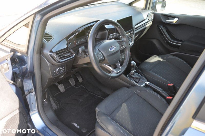 Ford Fiesta 1.0 EcoBoost Titanium - 9