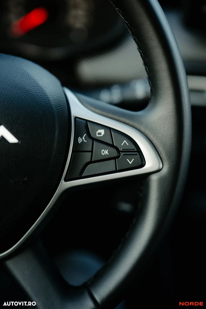 Dacia Logan TCe 90 MT6 Expression - 16