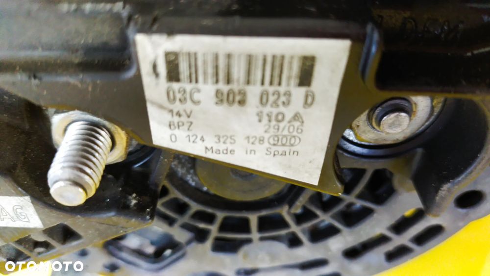 ALTERNATOR VW GOLF V  03C903023D - 2