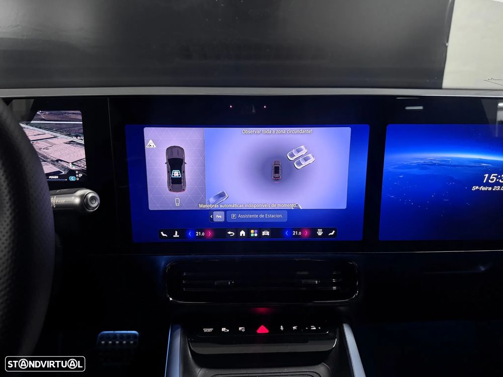 Mercedes-Benz GLB 250+ EQ - 16
