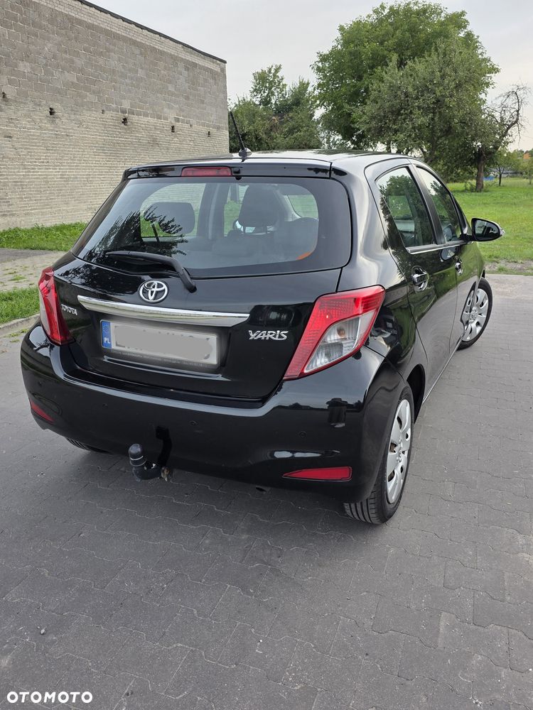 Toyota Yaris - 4