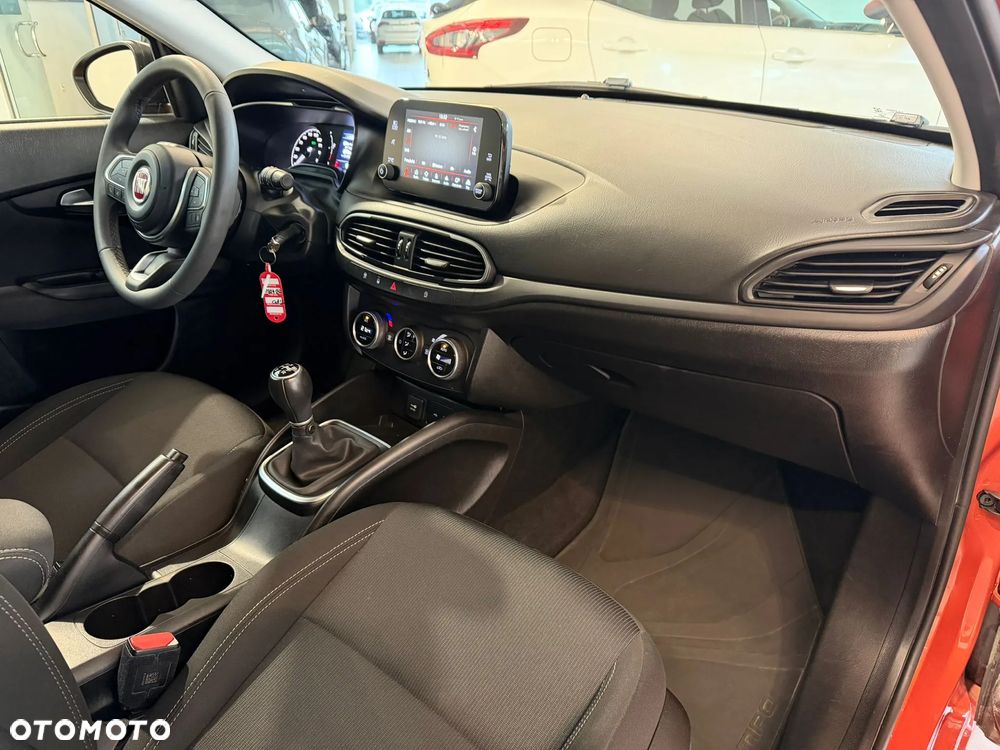 Fiat Tipo 1.0 T3 - 13