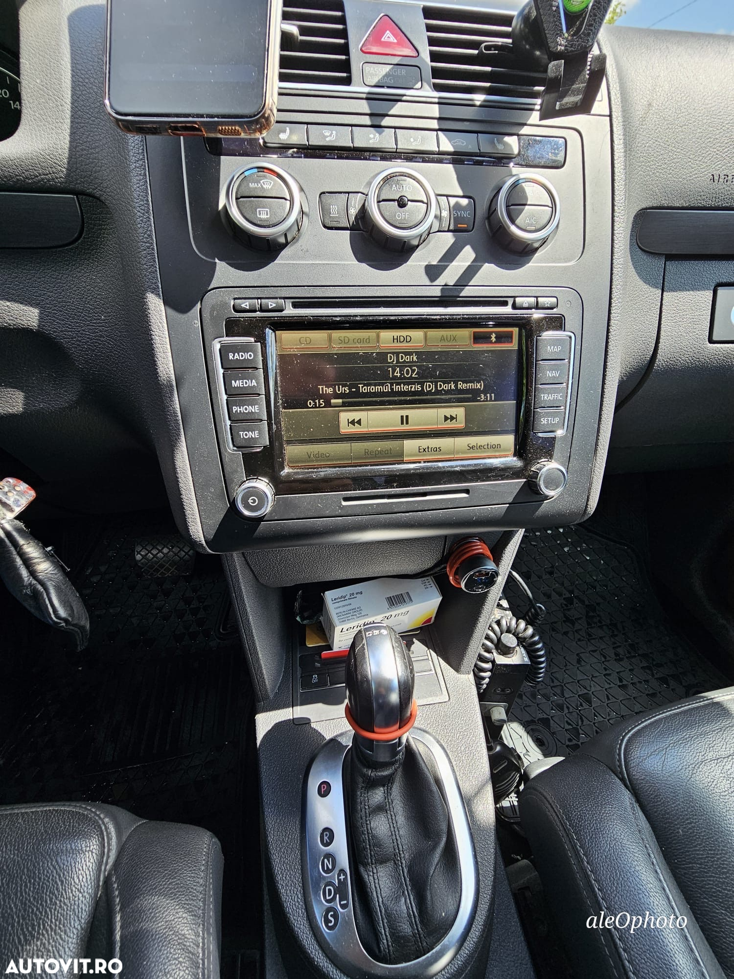 Volkswagen Touran 2.0 TDI DPF DSG Cross - 9