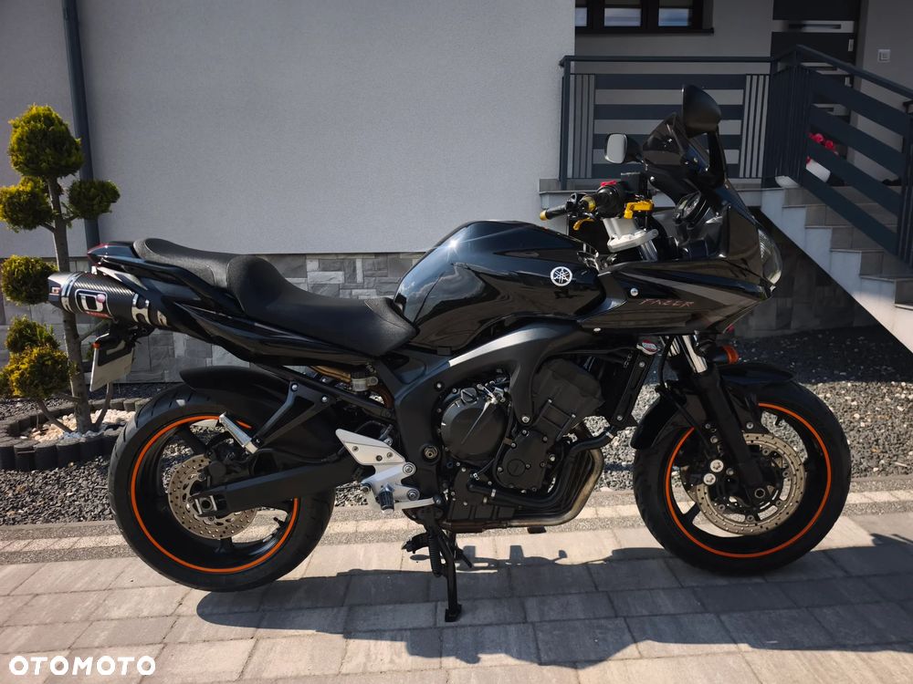Yamaha FZ6 - 1