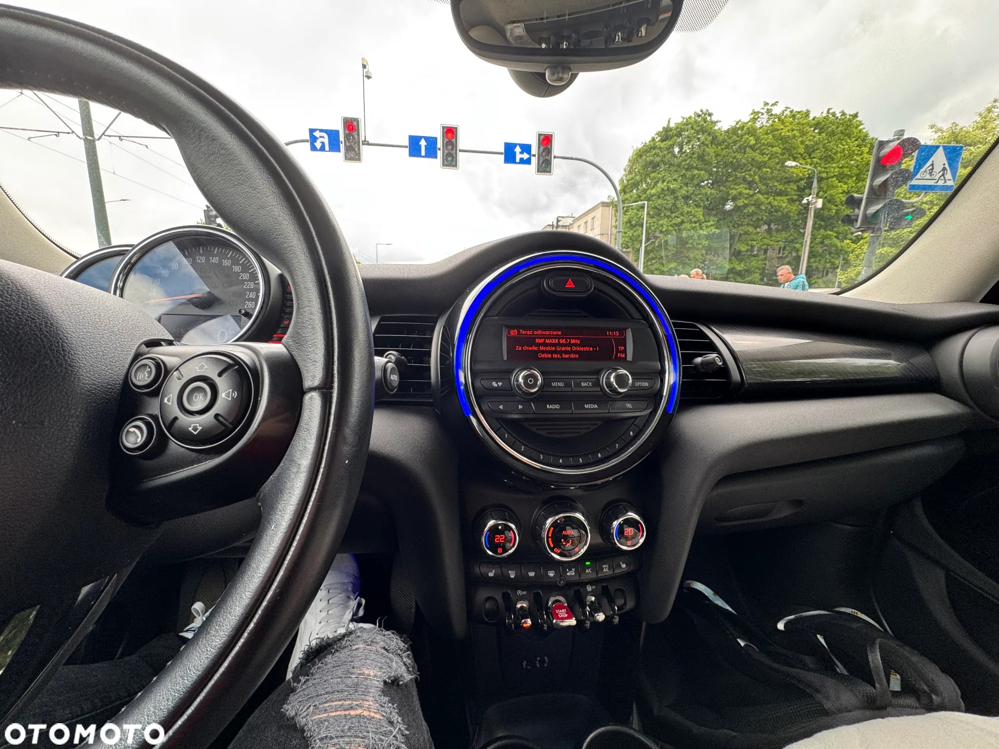 MINI Cooper Standard - 6