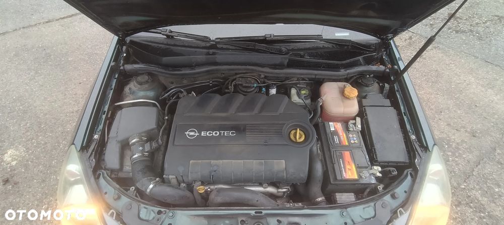 Opel Astra 1.9 CDTI Cosmo - 3