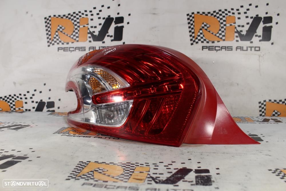 Farolim Esquerdo Peugeot 208 I (Ca_, Cc_)  9672628280 / Condutor - 6
