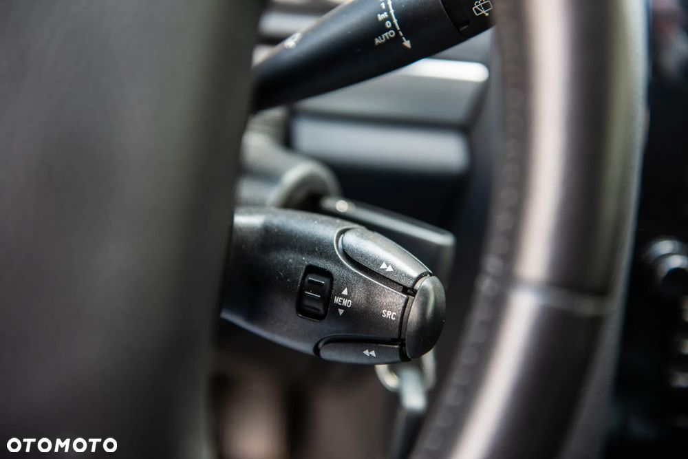 Peugeot 407 SW HDi 140 Business Line - 31