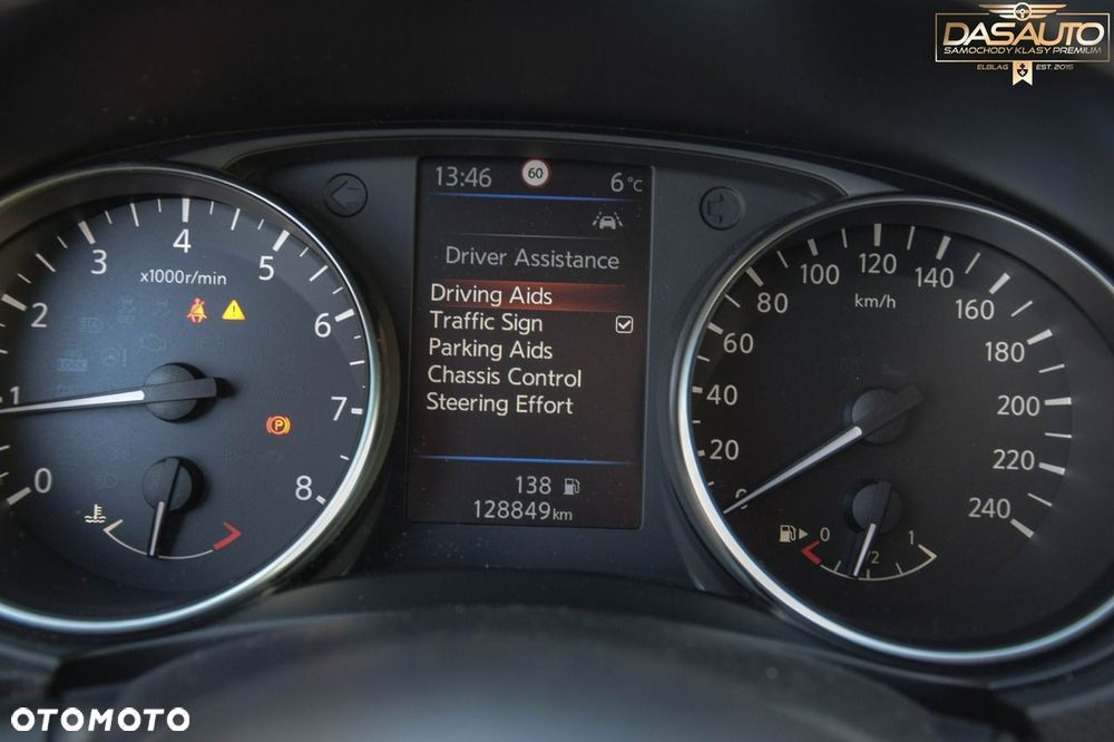 Nissan Qashqai 1.3 DIG-T Tekna+ - 26