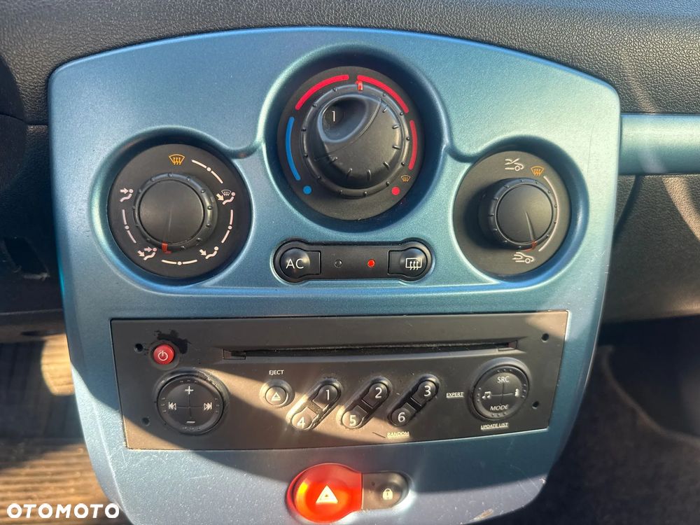 Renault Clio - 13
