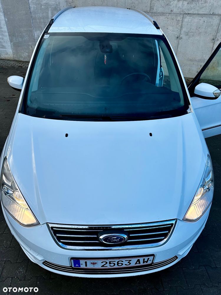 Ford Galaxy 2.0 TDCi DPF Titanium - 32