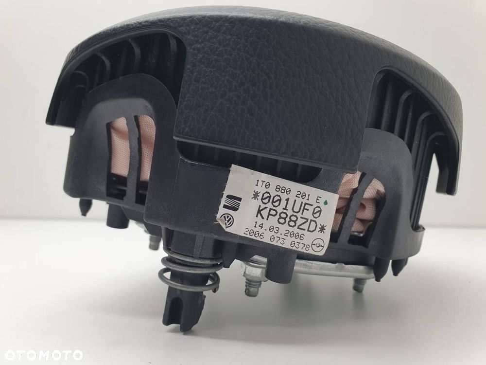 PODUSZKA POWIETRZNA KIEROWCY VW TOURAN I 1T0880201E - 3