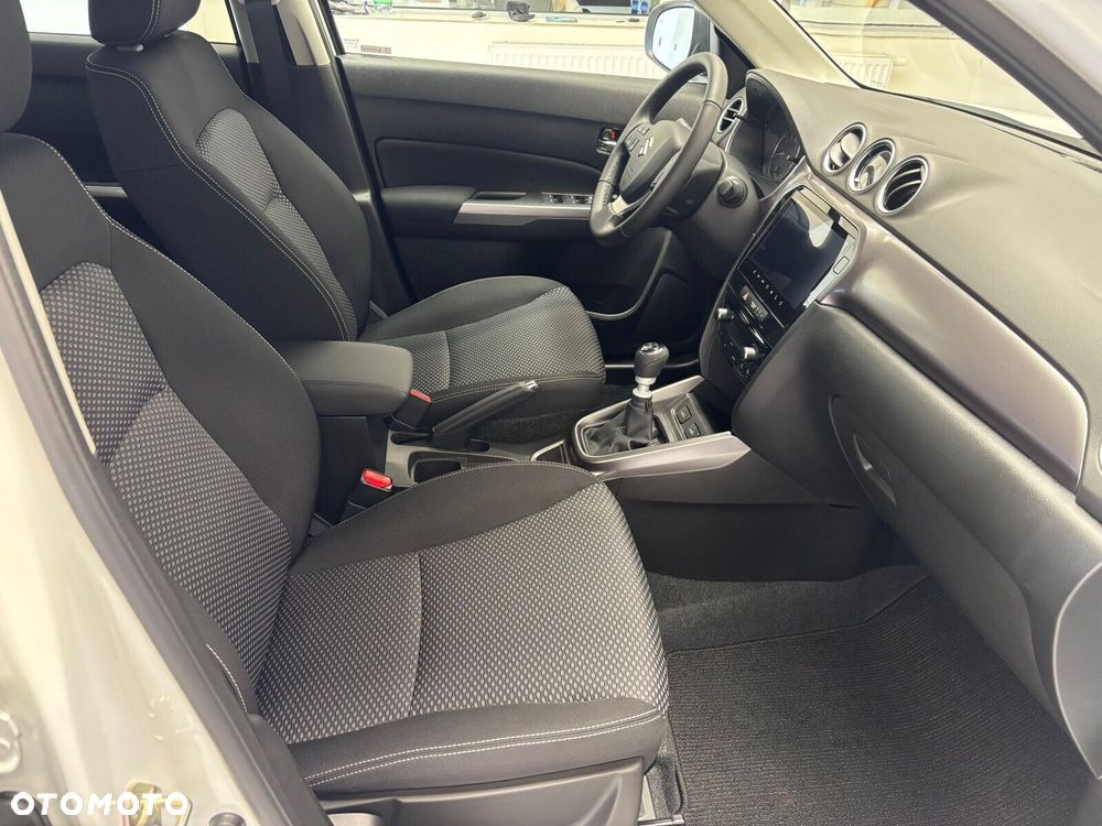Suzuki Vitara - 15